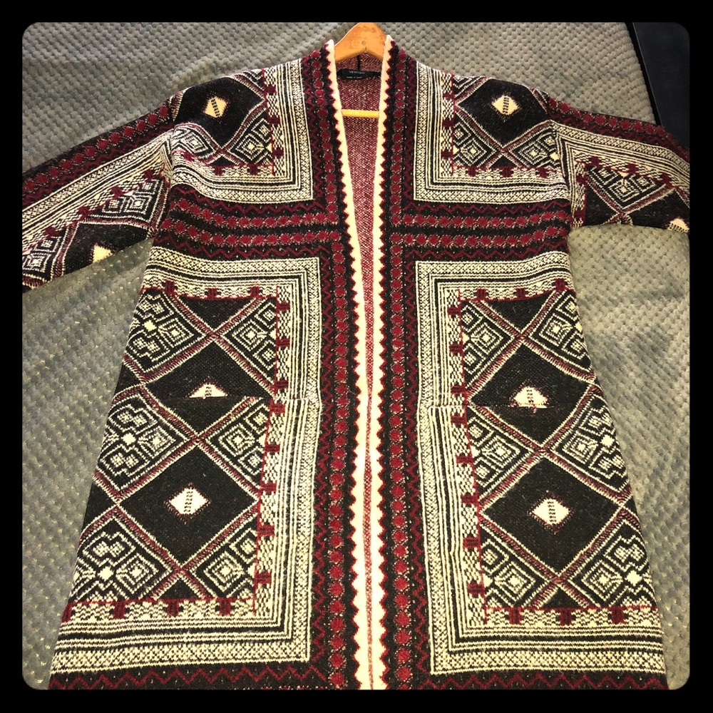 Beautiful “Vertigo” Sweater Coat Size Large